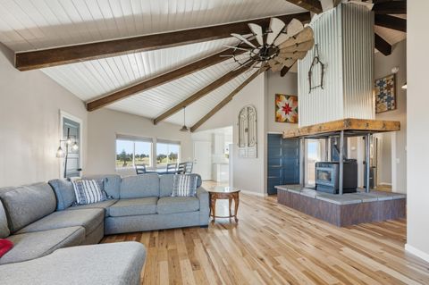 Tiny photo for 4074 SW Reif Road, Powell Butte, OR 97753 (MLS # 220217450)