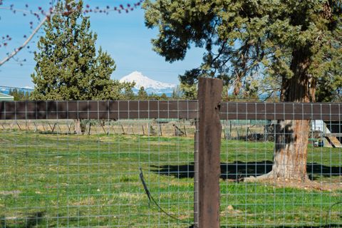 Tiny photo for 4074 SW Reif Road, Powell Butte, OR 97753 (MLS # 220217450)