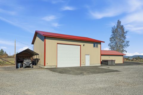 Tiny photo for 4074 SW Reif Road, Powell Butte, OR 97753 (MLS # 220217450)