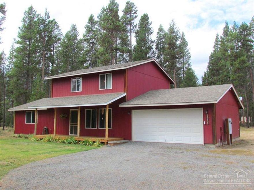 A wonderful maintained two-story home with new carpets, new paint and new appliances. A light and bright floor plan with a large bonus room upstairs, two bedrooms down and one upstairs. Large treed lot with plenty of room for RV, boats or even a horse. Even has a covered porch and chicken coop area!