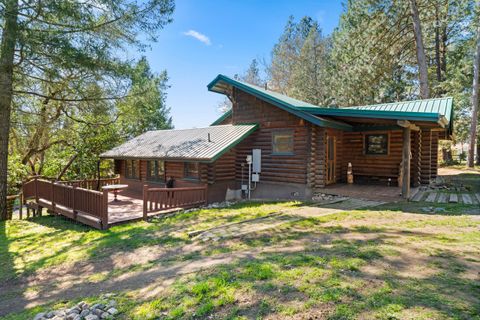 Tiny photo for 151 Kubli Road, Grants Pass, OR 97527 (MLS # 220217103)