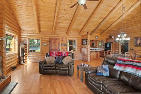 Tiny photo for 151 Kubli Road, Grants Pass, OR 97527 (MLS # 220217103)