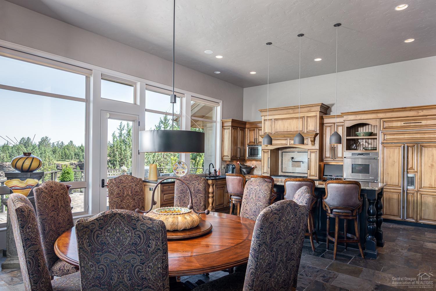 Eagle Crest - Residential