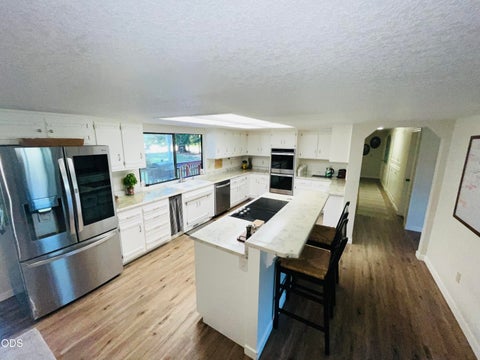 Tiny photo for 8122 New Hope Road, Grants Pass, OR 97527 (MLS # 220224385)
