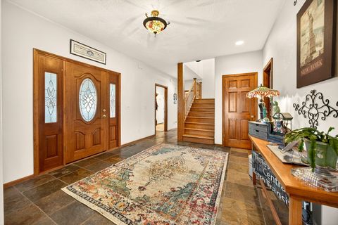 Tiny photo for 7555 E Antelope Road, Eagle Point, OR 97524 (MLS # 220213960)