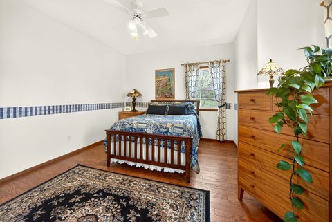 Tiny photo for 7555 E Antelope Road, Eagle Point, OR 97524 (MLS # 220213960)