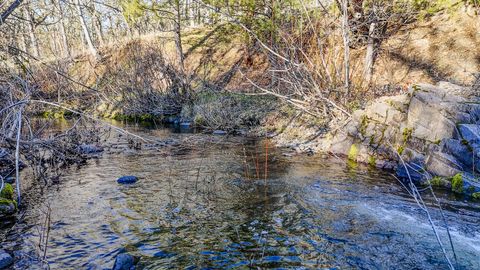 Tiny photo for 7555 E Antelope Road, Eagle Point, OR 97524 (MLS # 220213960)