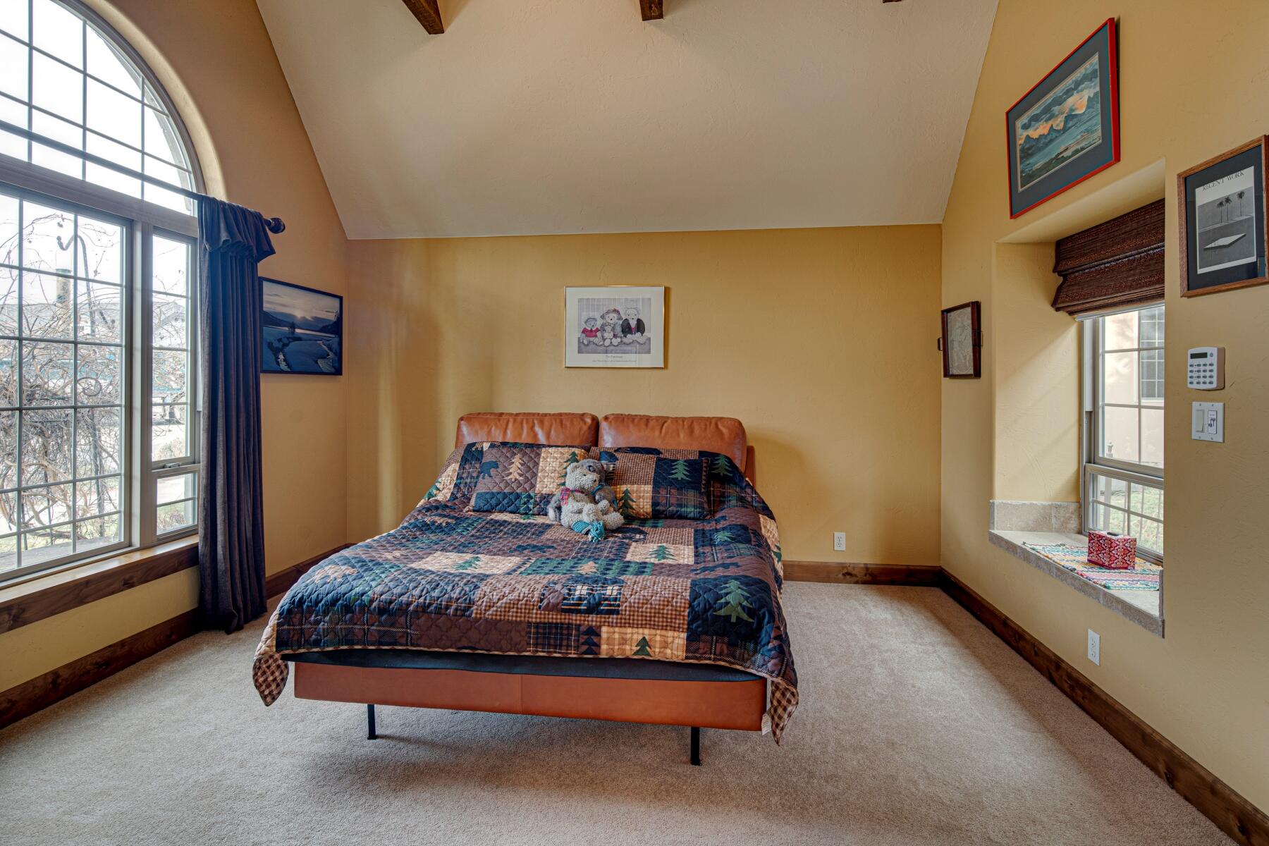 Mtn River Estates - Residential