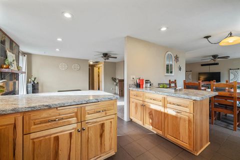 Tiny photo for 3919 Redondo Way, Klamath Falls, OR 97603 (MLS # 220211959)