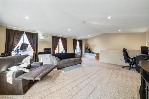 Tiny photo for 3919 Redondo Way, Klamath Falls, OR 97603 (MLS # 220211959)