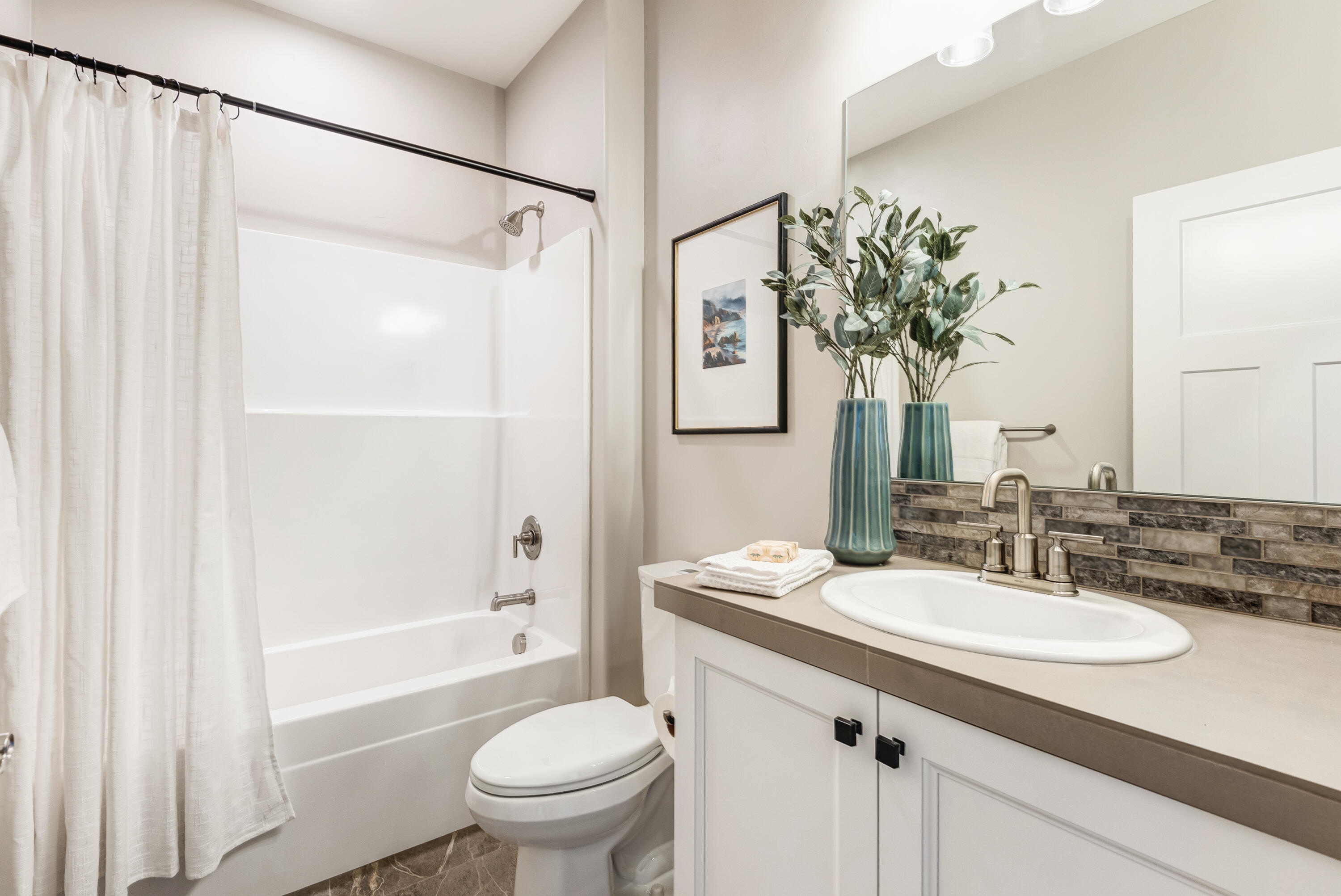 Saddle Ridge - Residential