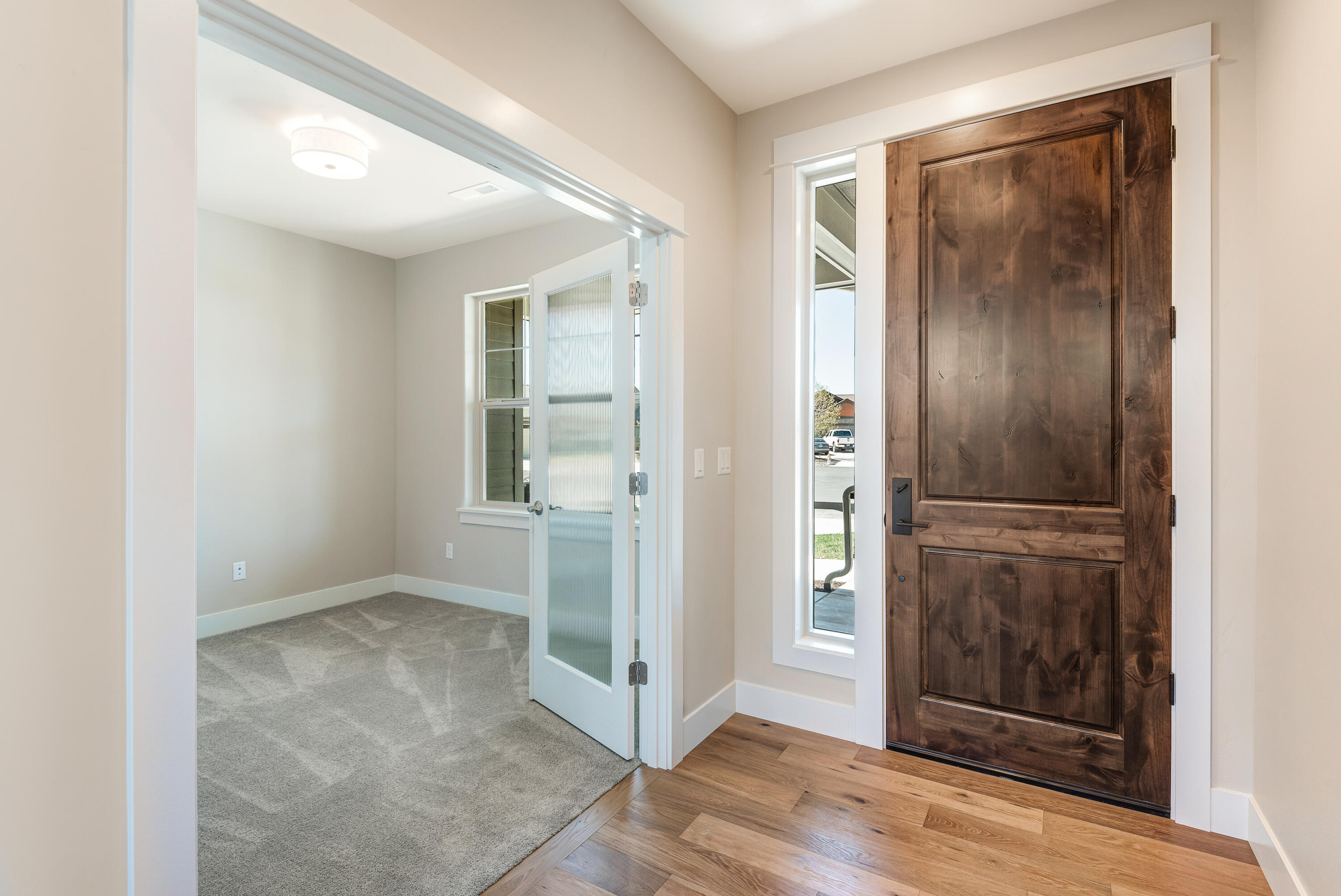 Saddle Ridge - Residential