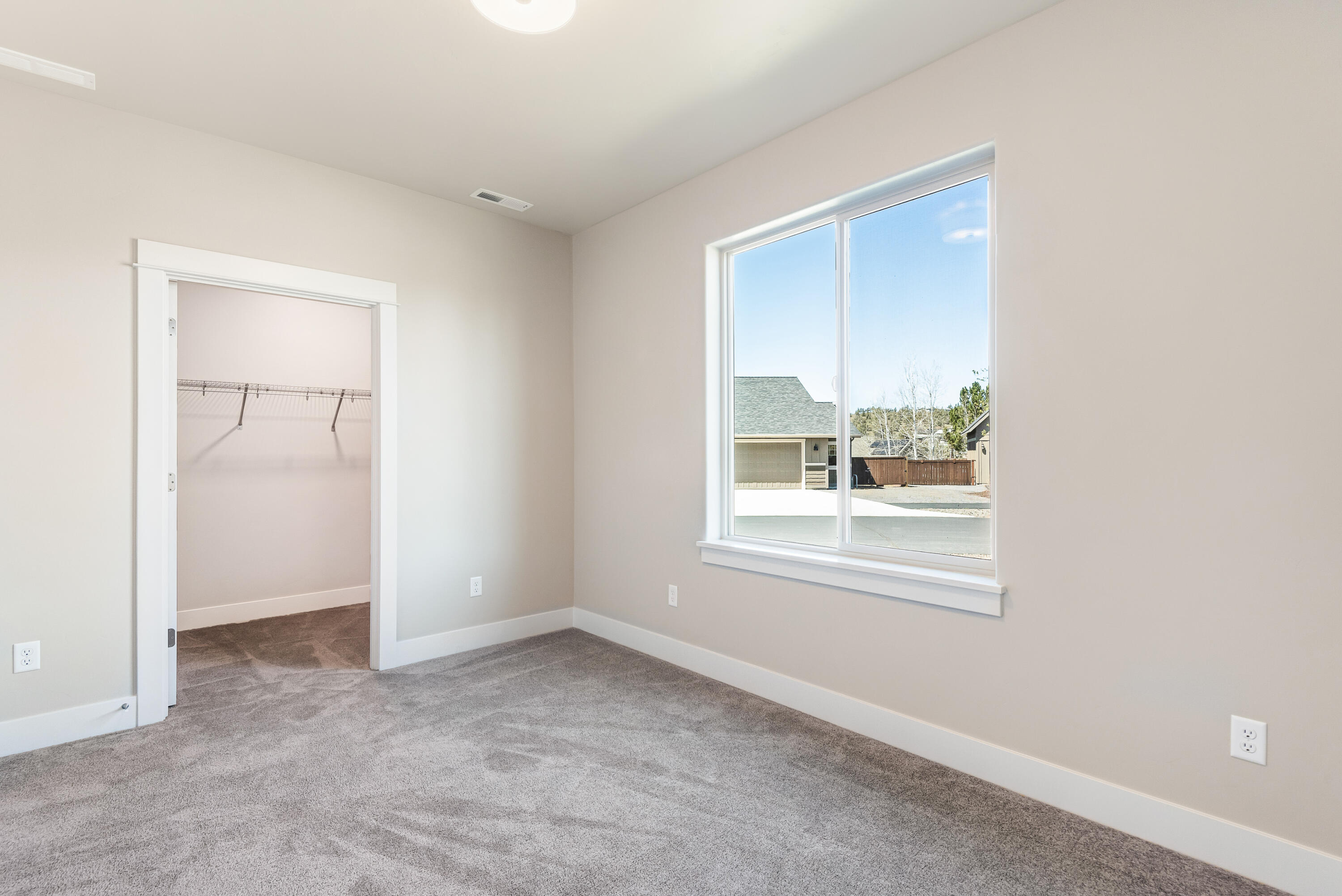 Saddle Ridge - Residential