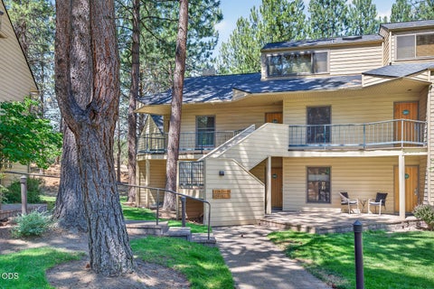 Tiny photo for 19717 SW Mount Bachelor DR #UNIT 260, Bend, OR 97702 (MLS # 220226142)