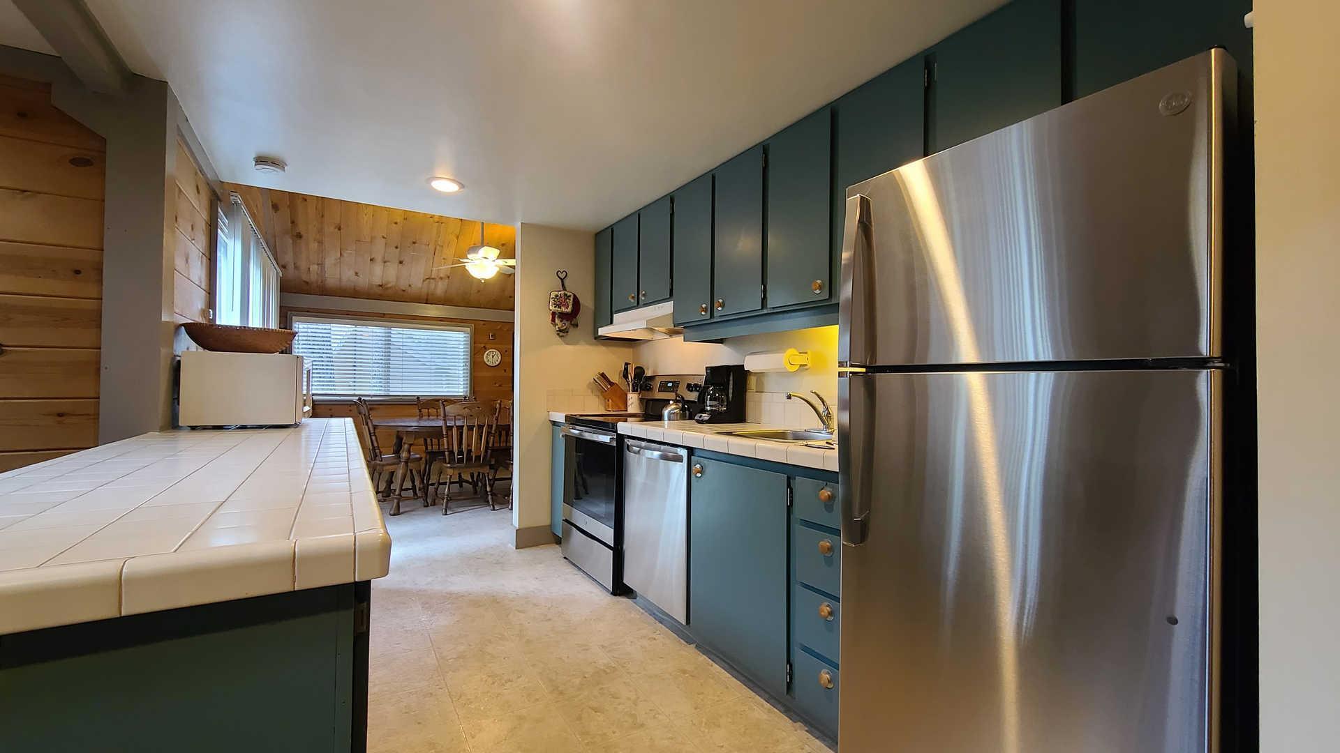 57397 Overlook Road 4 Pole House
