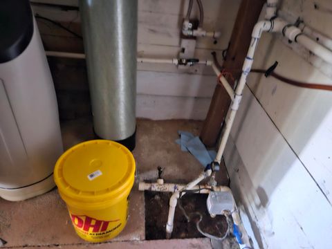 Tiny photo for 3340 E Vale Road, Klamath Falls, OR 97603 (MLS # 220215362)