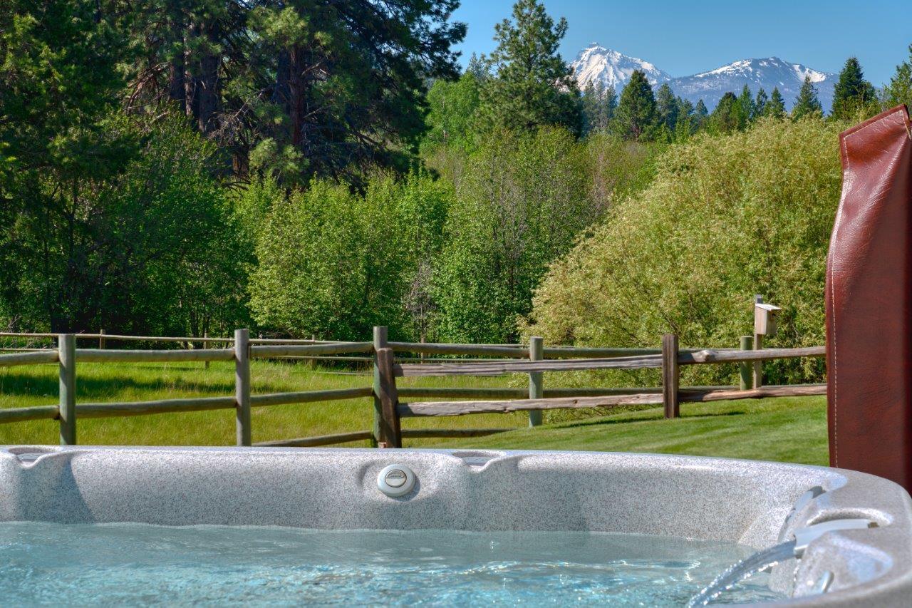 Metolius Meadows - Residential