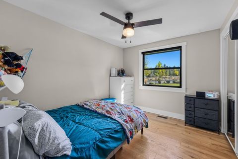 Tiny photo for 61585 Westridge Avenue, Bend, OR 97702 (MLS # 220210893)