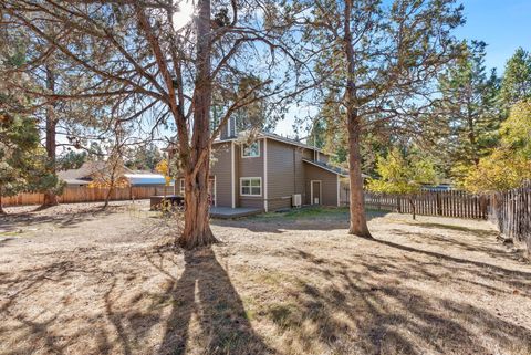 Tiny photo for 20886 King David Avenue, Bend, OR 97702 (MLS # 220211234)