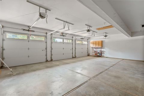 Tiny photo for 20886 King David Avenue, Bend, OR 97702 (MLS # 220211234)