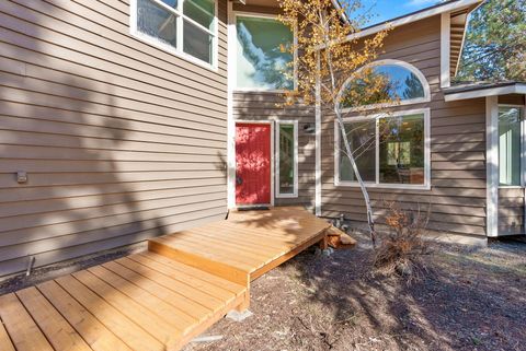 Tiny photo for 20886 King David Avenue, Bend, OR 97702 (MLS # 220211234)