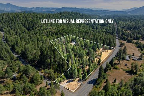 Tiny photo for 2600 Draper Valley Road, Selma, OR 97538 (MLS # 220214099)