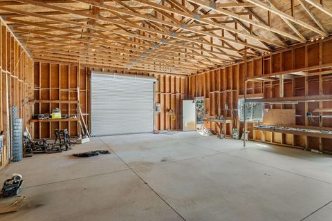 Tiny photo for 2600 Draper Valley Road, Selma, OR 97538 (MLS # 220214099)