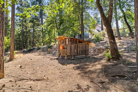 Tiny photo for 2600 Draper Valley Road, Selma, OR 97538 (MLS # 220214099)