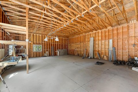 Tiny photo for 2600 Draper Valley Road, Selma, OR 97538 (MLS # 220214099)