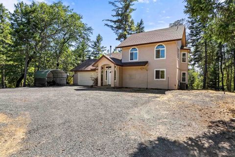 Tiny photo for 2600 Draper Valley Road, Selma, OR 97538 (MLS # 220214099)