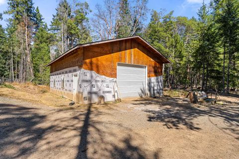 Tiny photo for 2600 Draper Valley Road, Selma, OR 97538 (MLS # 220214099)