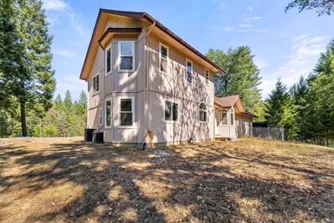 Tiny photo for 2600 Draper Valley Road, Selma, OR 97538 (MLS # 220214099)