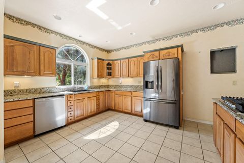 Tiny photo for 2600 Draper Valley Road, Selma, OR 97538 (MLS # 220214099)