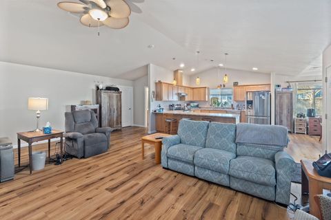 Tiny photo for 8576 E Evans Creek Road, Rogue River, OR 97537 (MLS # 220215009)