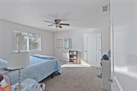 Tiny photo for 8576 E Evans Creek Road, Rogue River, OR 97537 (MLS # 220215009)