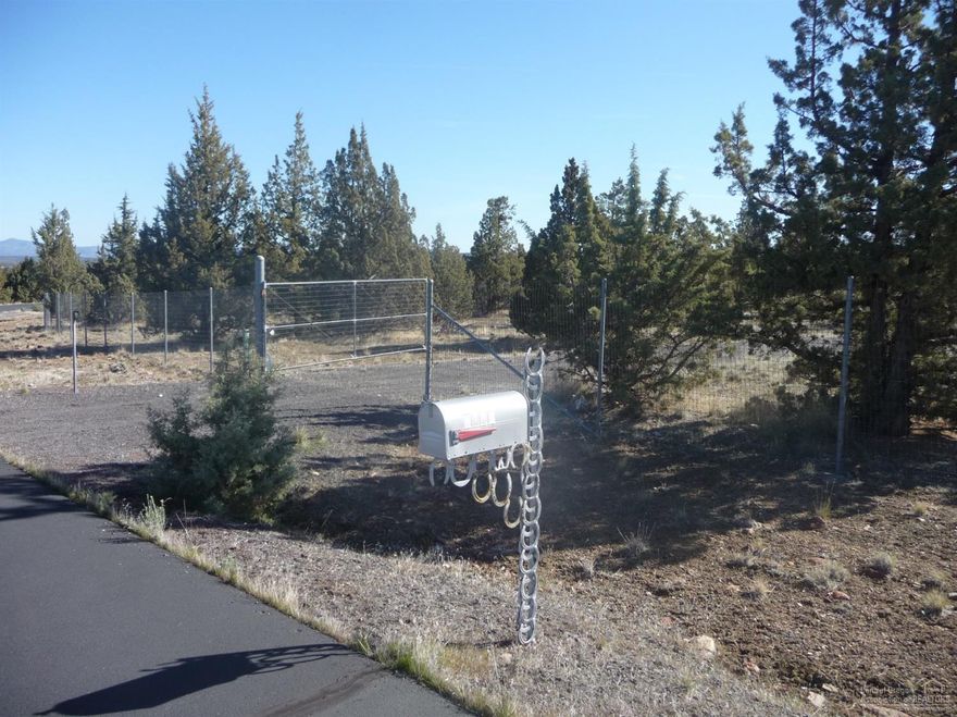 Builders or future homeowners, build your dream house on this very private juniper covered 5 acre lot in Mt View Estates in Powell Butte. Deer fenced, gated, gravel drive to home site. Avion water and power to home site. Protective CC & R's allow for horses & 4-H animals.
