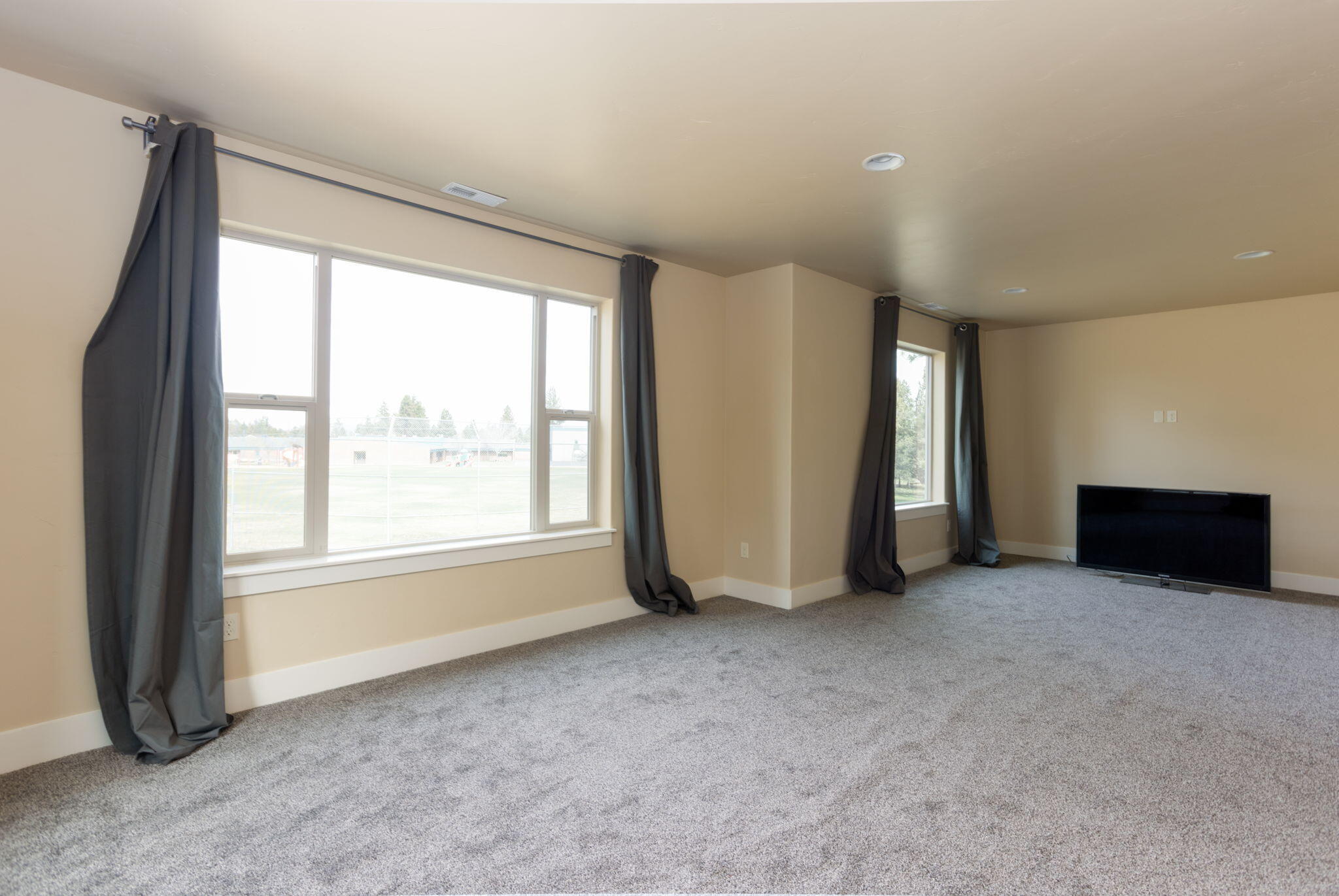 Roaring Springs - Residential