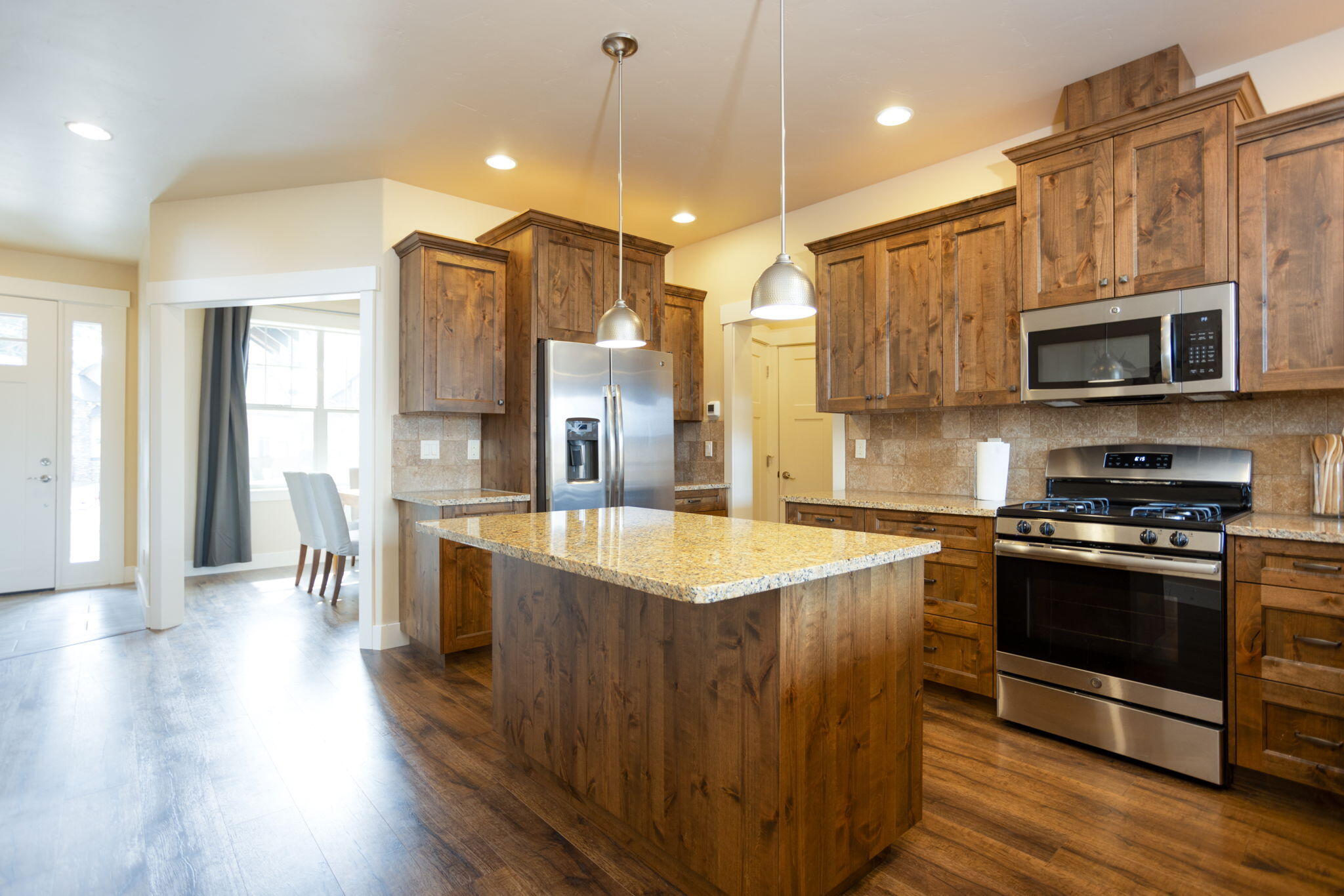 Roaring Springs - Residential