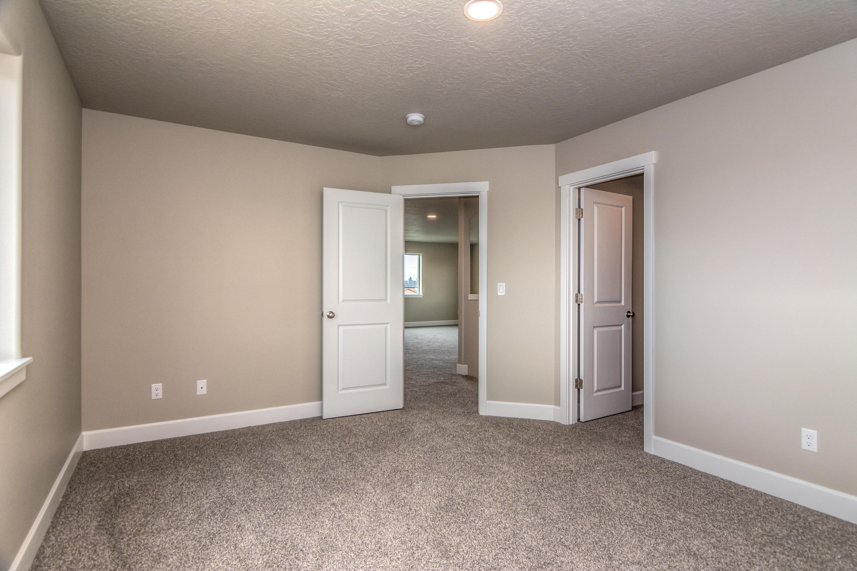 Dry Canyon - Residential