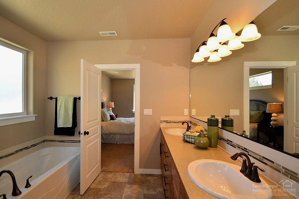 Obsidian Trails - Residential