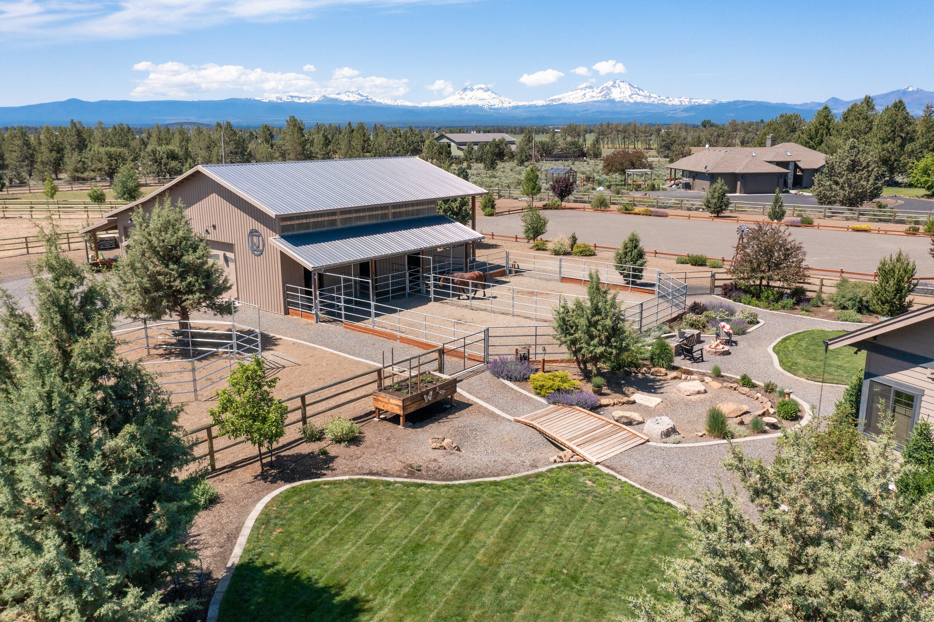 Desert Sand Arabian - Residential