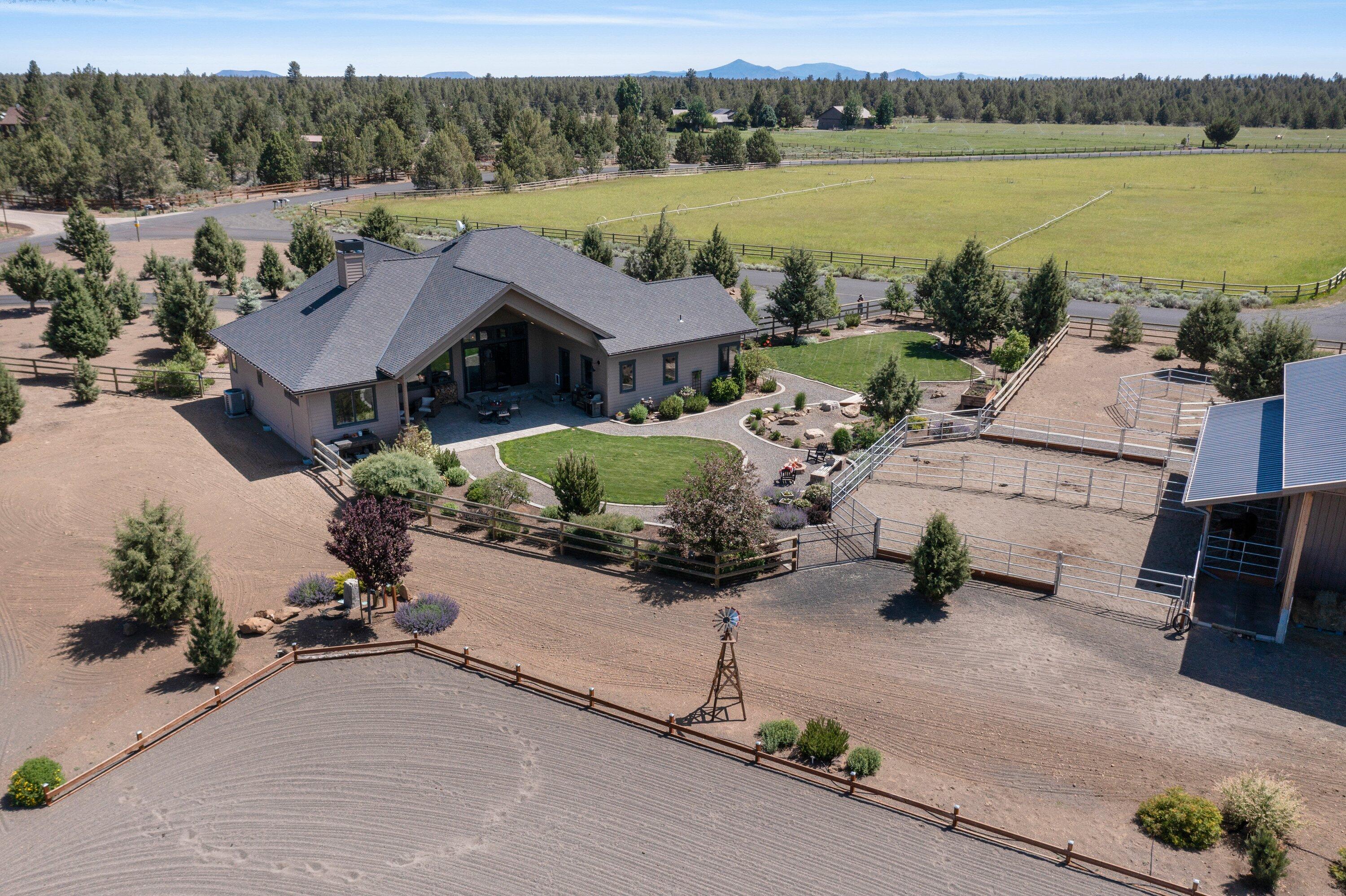 Desert Sand Arabian - Residential