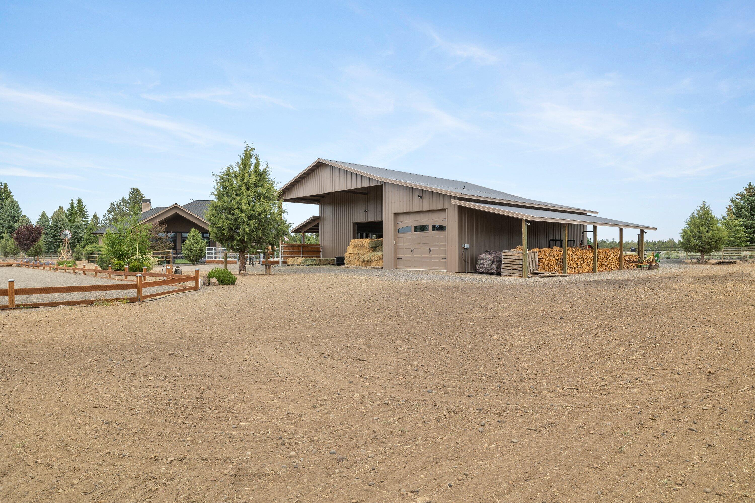 Desert Sand Arabian - Residential