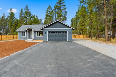 Tiny photo for 52327 Allen Drive #5, La Pine, OR 97739 (MLS # 220212069)