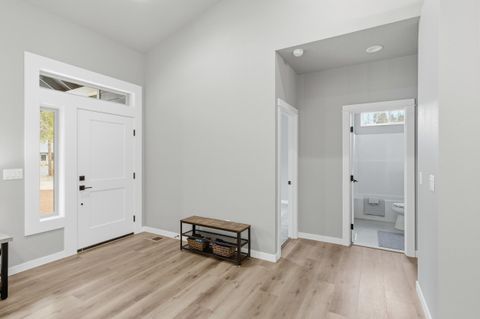 Tiny photo for 52327 Allen Drive #5, La Pine, OR 97739 (MLS # 220212069)