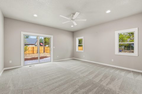 Tiny photo for 52327 Allen Drive #5, La Pine, OR 97739 (MLS # 220212069)