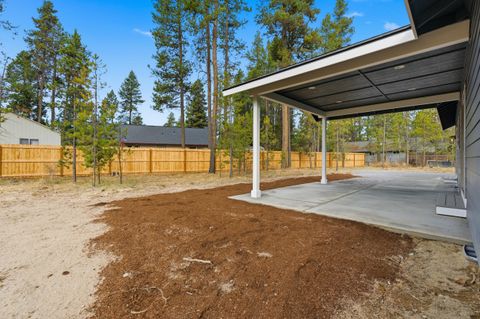Tiny photo for 52327 Allen Drive #5, La Pine, OR 97739 (MLS # 220212069)