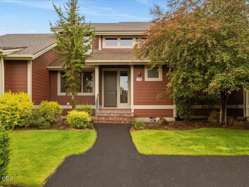 11110 Village Loop