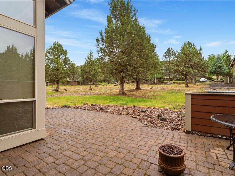 11110 Village Loop