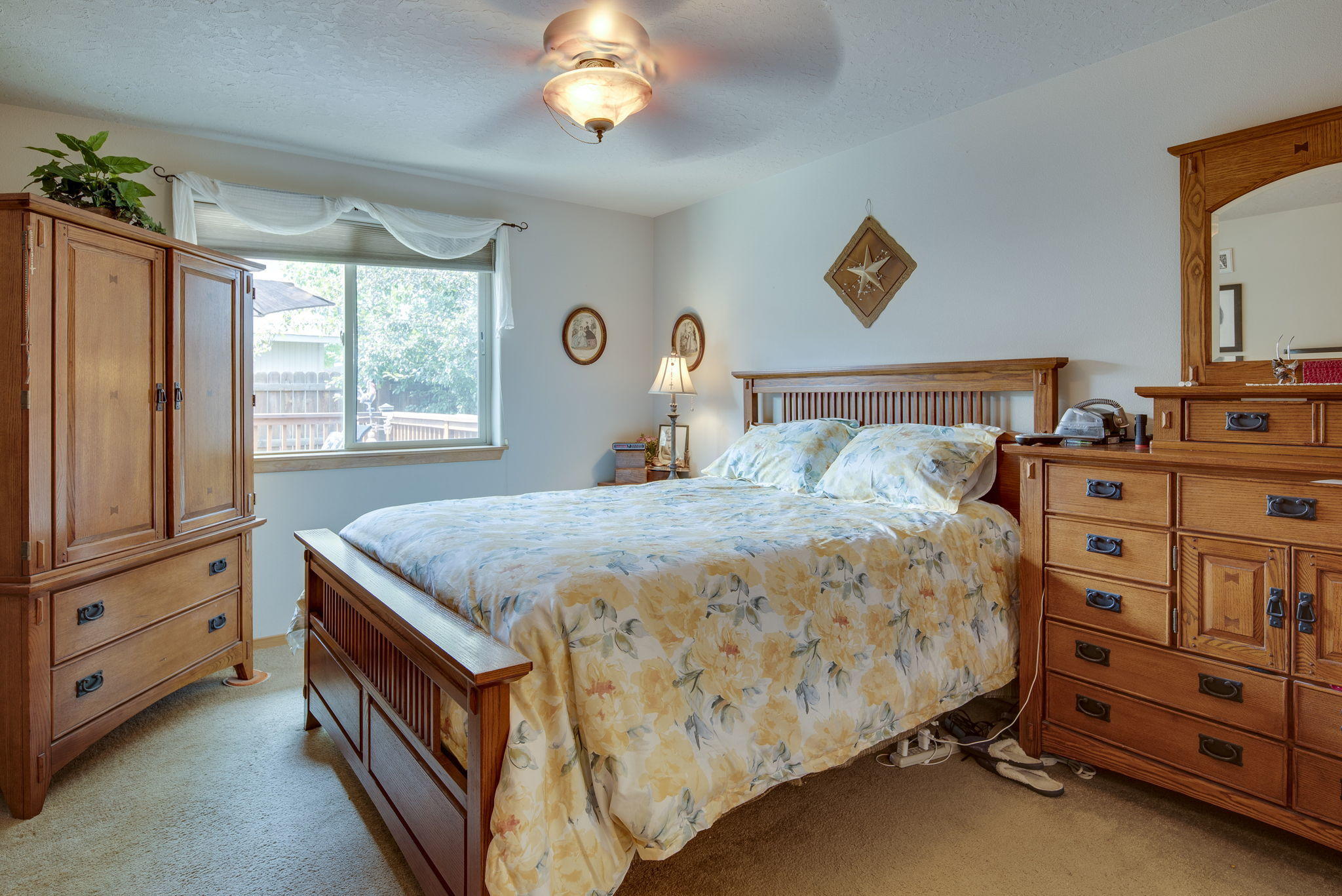 Paulina Peaks - Residential